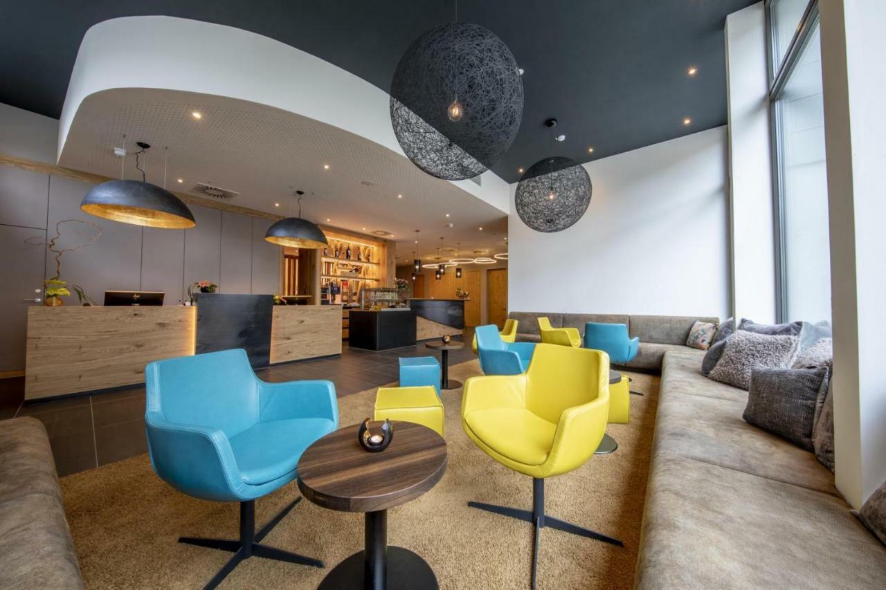 Akzent Hotel Laupheimer Hof Экстерьер фото