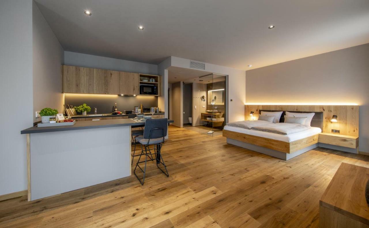 Akzent Hotel Laupheimer Hof Экстерьер фото